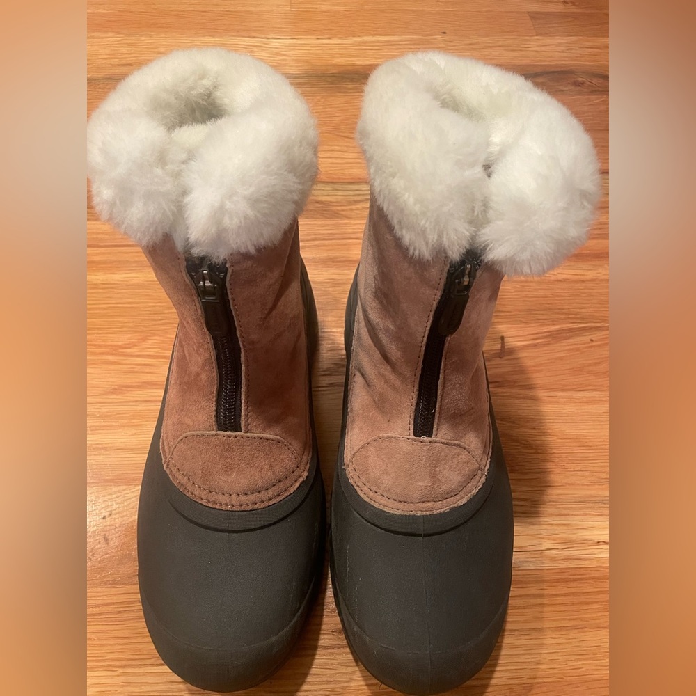 Worn 2x Sorel boots